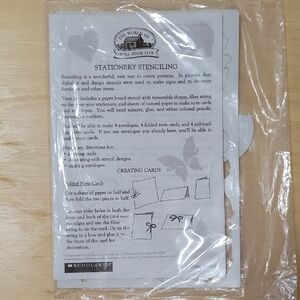 Scholastic The World Of Little House Club Stationery Stenciling Set